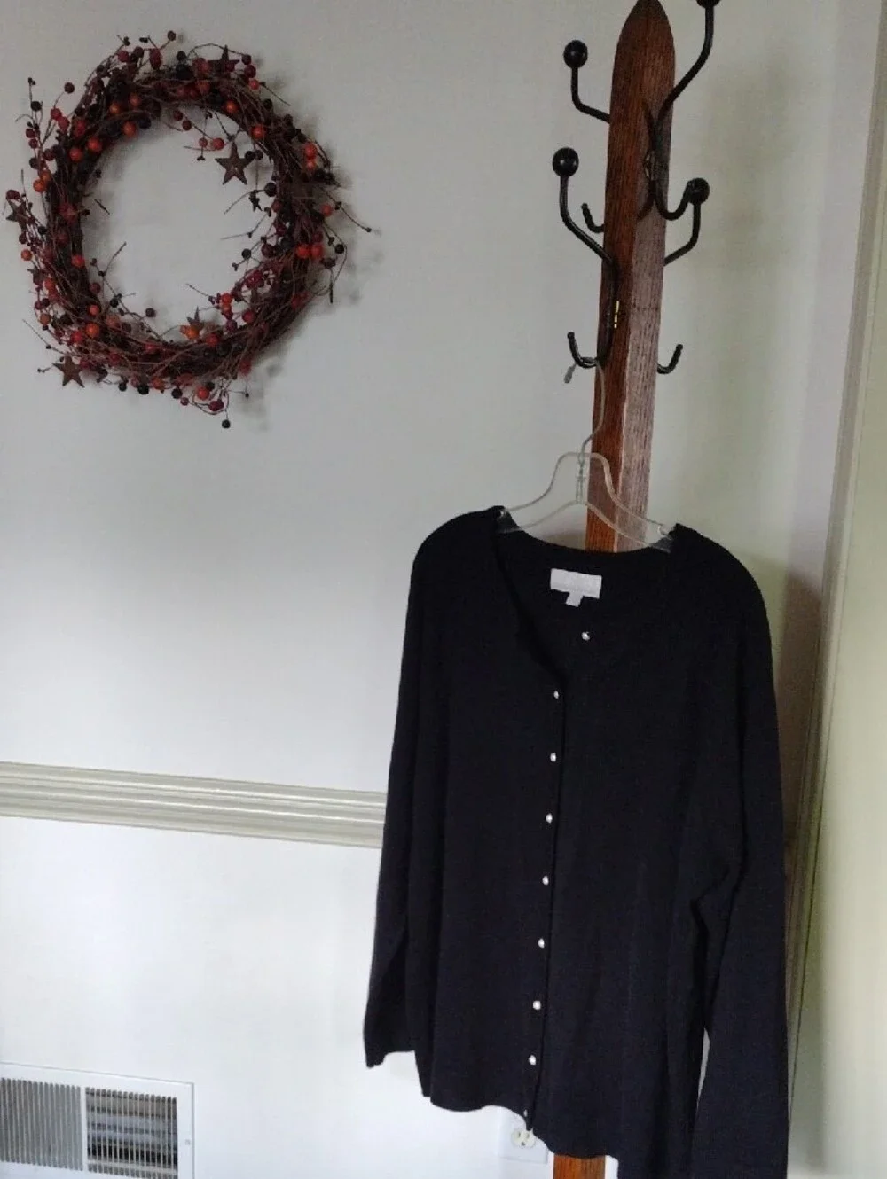 Carolyn Taylor Black Crewneck Thin Cardigan with Pearl Buttons